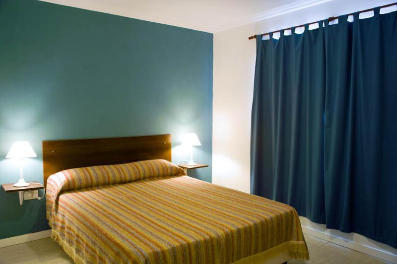 Brisas Del Lago Apartamentos Colón エクステリア 写真
