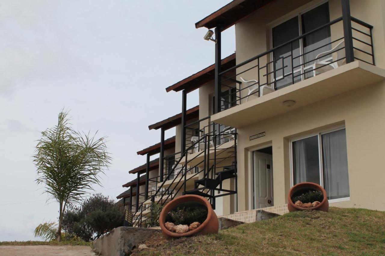Brisas Del Lago Apartamentos Colón エクステリア 写真
