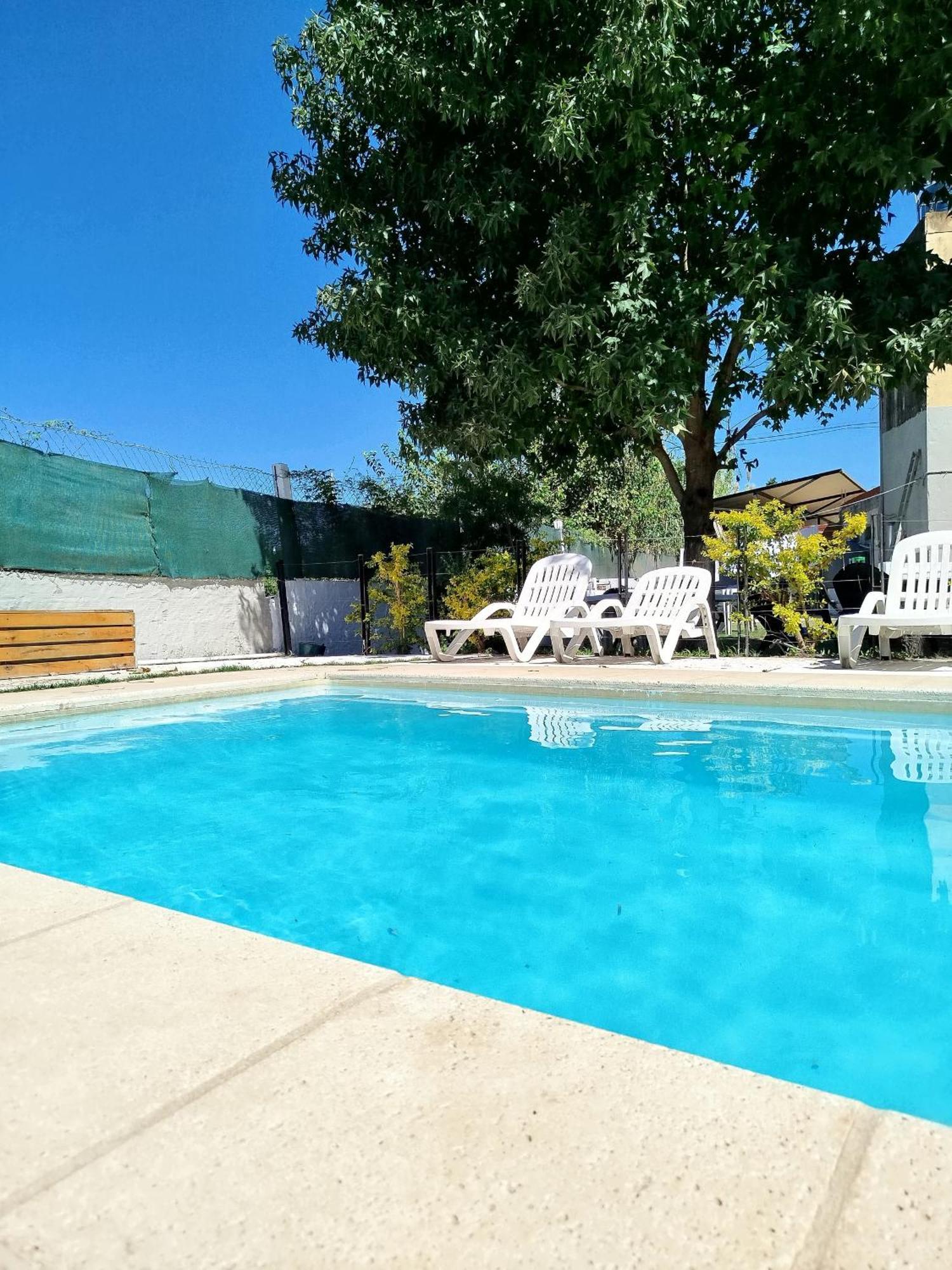 Brisas Del Lago Apartamentos Colón エクステリア 写真