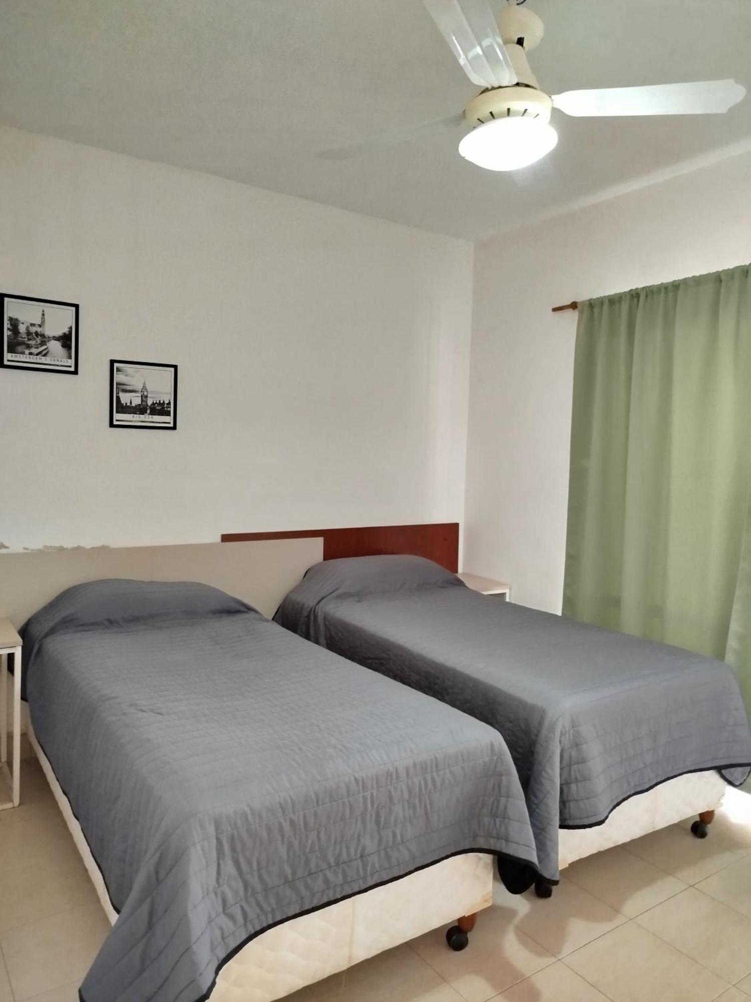 Brisas Del Lago Apartamentos Colón エクステリア 写真